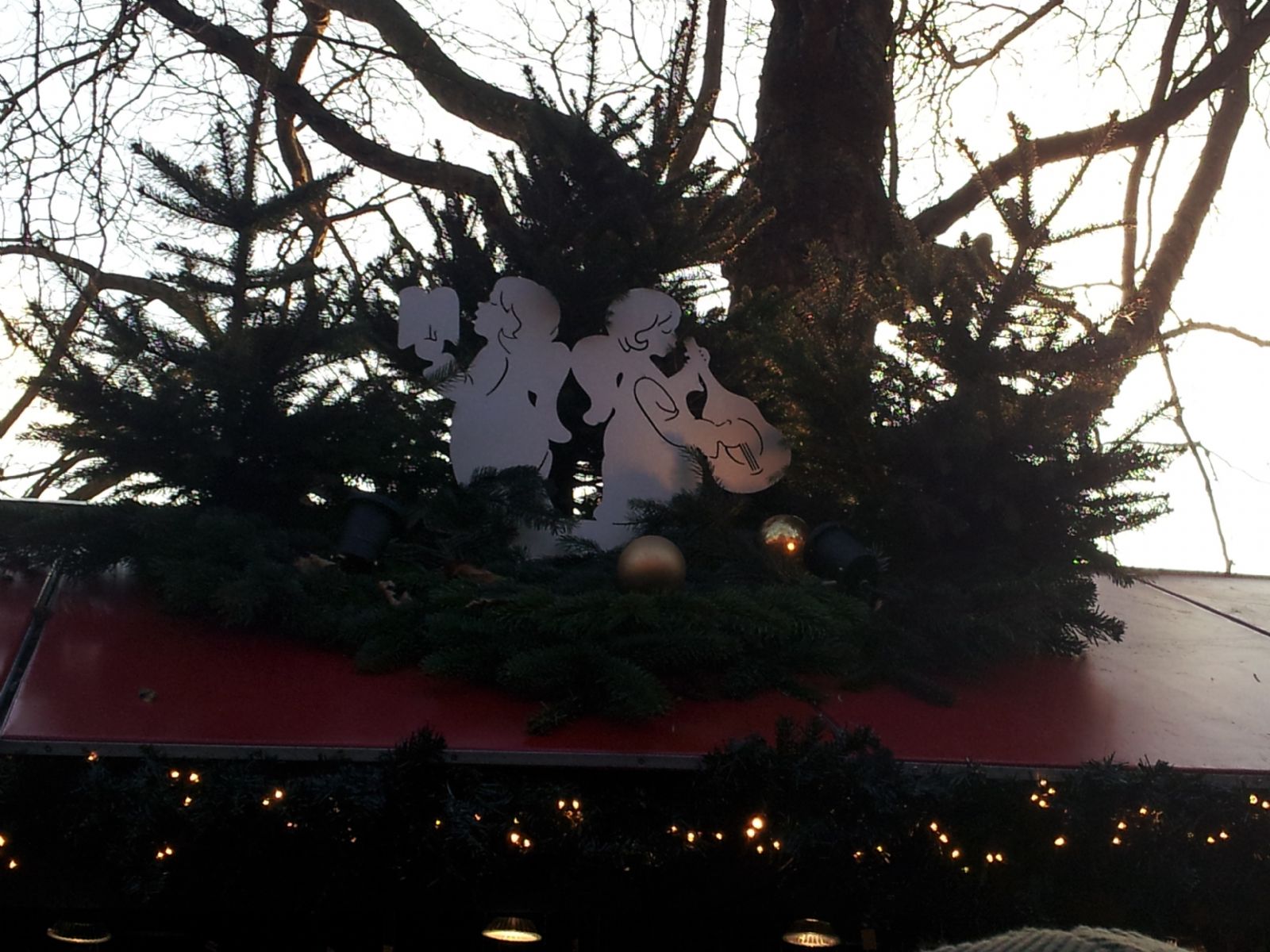 WINTER WONDERLAND - HYDE PARK